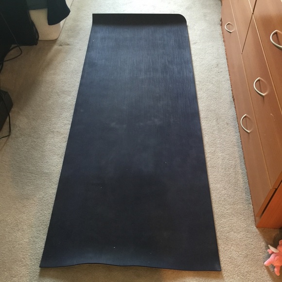 Lulu lemon yoga mat