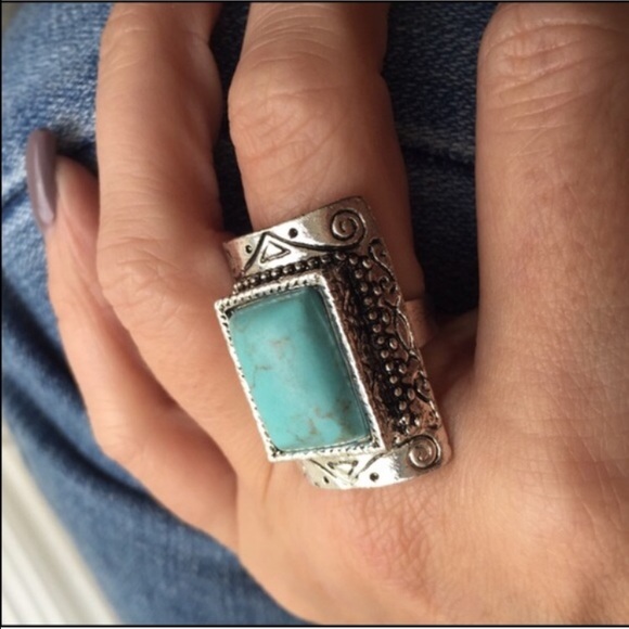Rectangle Turquoise Ring - Picture 3 of 4