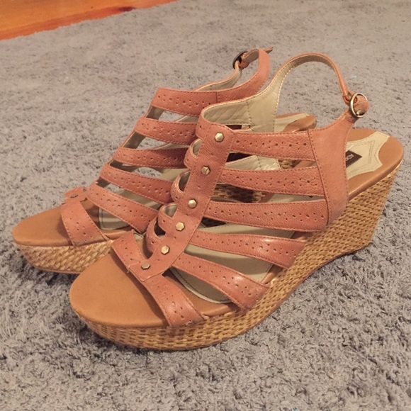 Tan Leather Wedges