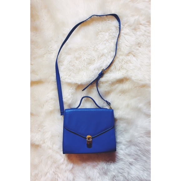 *HOST PICK* Forever 21 Periwinkle Crossbody Purse - Picture 2 of 4