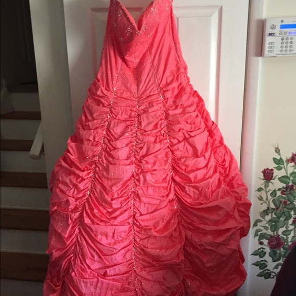 Beautiful Prom Dress - Picture 2 of 4