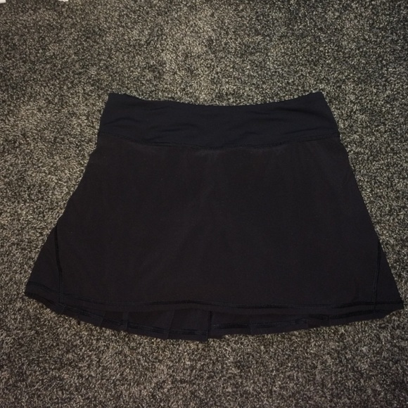 LULULEMON SKIRT