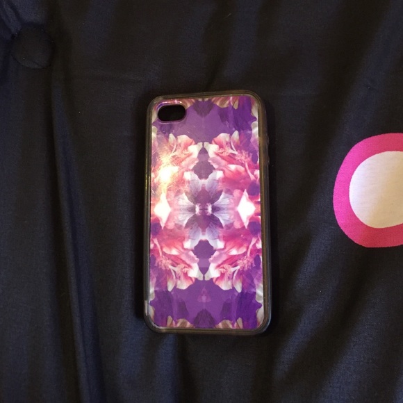 iPhone 4 cellphone case by Nicole Miller