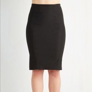 I'll have the usual skirt in black