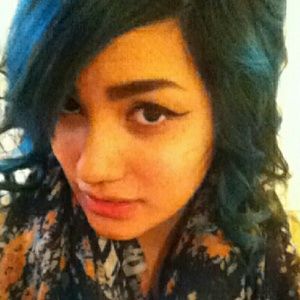 Meet your Posher, Desiree