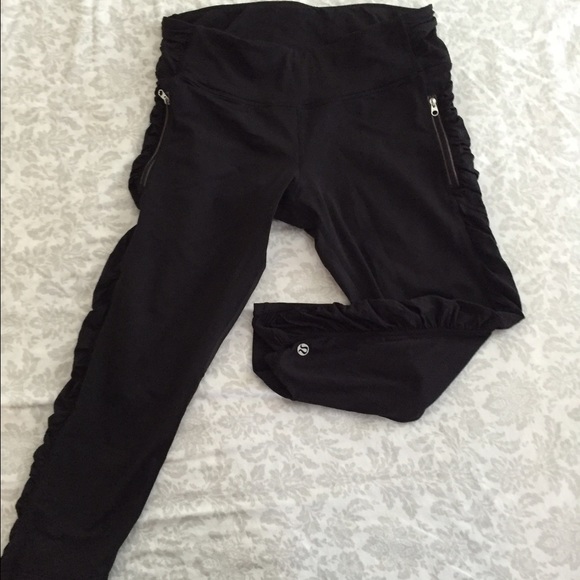 lululemon crops with ruching
