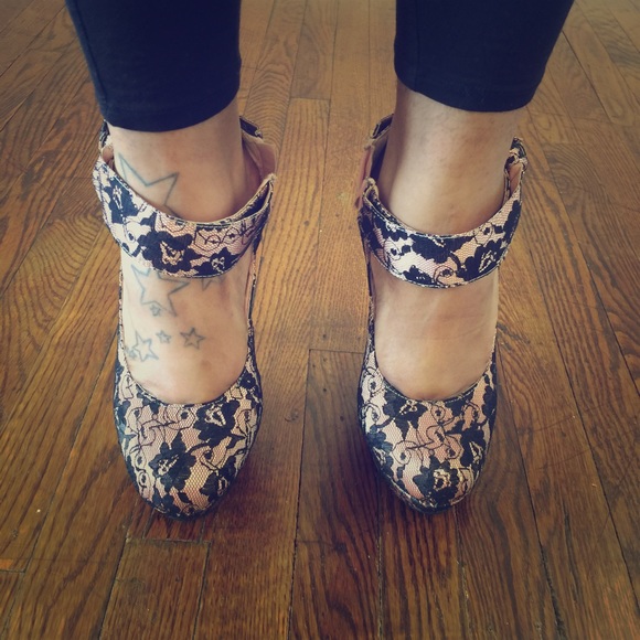 Pink and black lace Heels