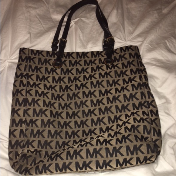 MK tote purse