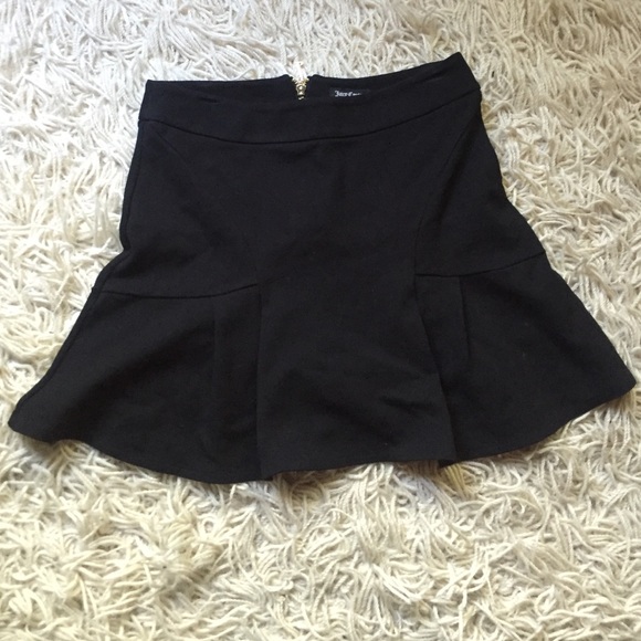 Juicy Couture Pleated Black Skirt