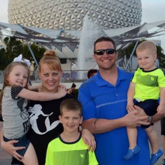 Meet your Posher, Erin - Picture 1 of 1