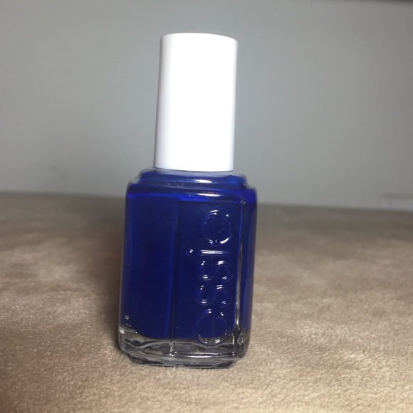 Essie nail polish in "Style cartel"