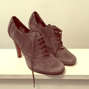 Circa Suede Grey Oxford Heel