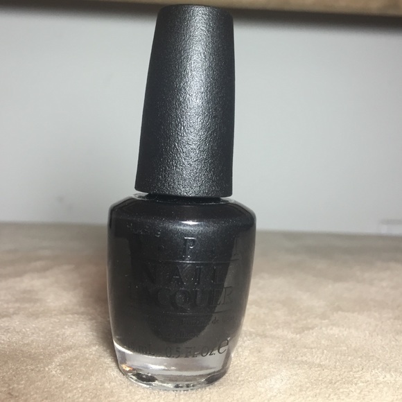 OPI nail polish in "4 in the morning"