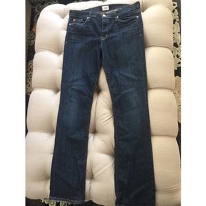 Ladies Hudson Elle Midrise Baby Boot Jean size 32