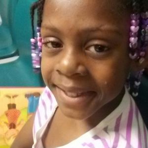 Meet your Posher, Lakisha