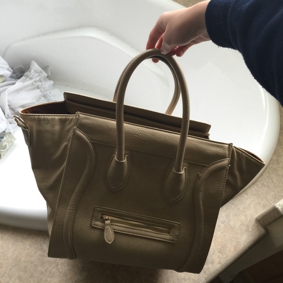 Structured tote