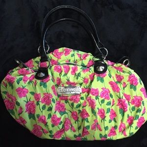Betseyville floral handbag! Perfect for spring!