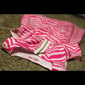 SOLD-- Lilly Pulitzer hot pink & white dress