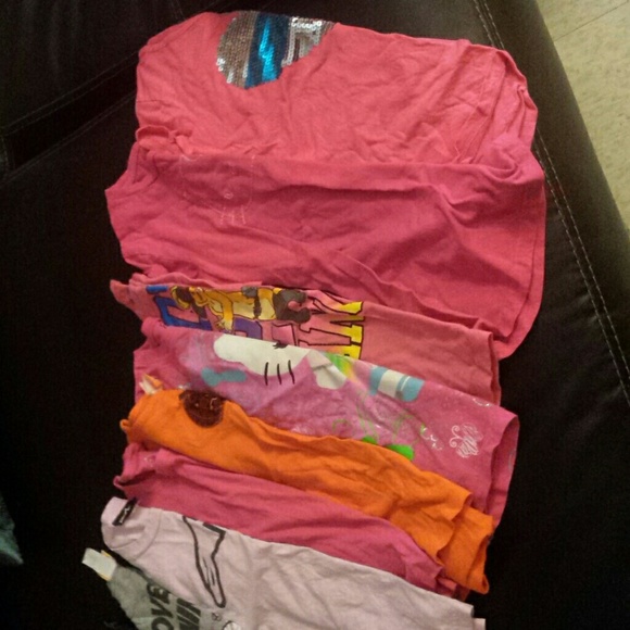 14 girls shirts.