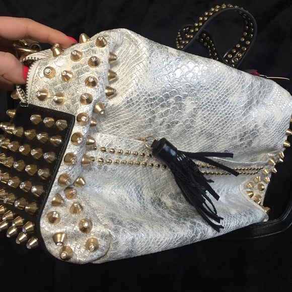 HOTTTT crossbody bag! NWT!