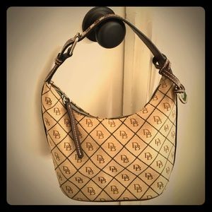 Dooney and Bourke bucket bag