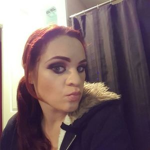 Meet your Posher, Nikki