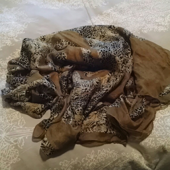 Olive and leopard large scarf