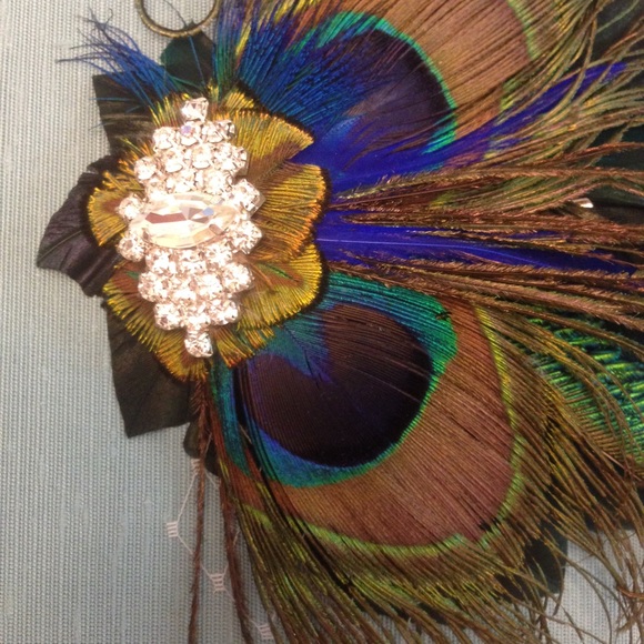 🚫SOLD🚫 Peacock hair clip - Picture 2 of 4