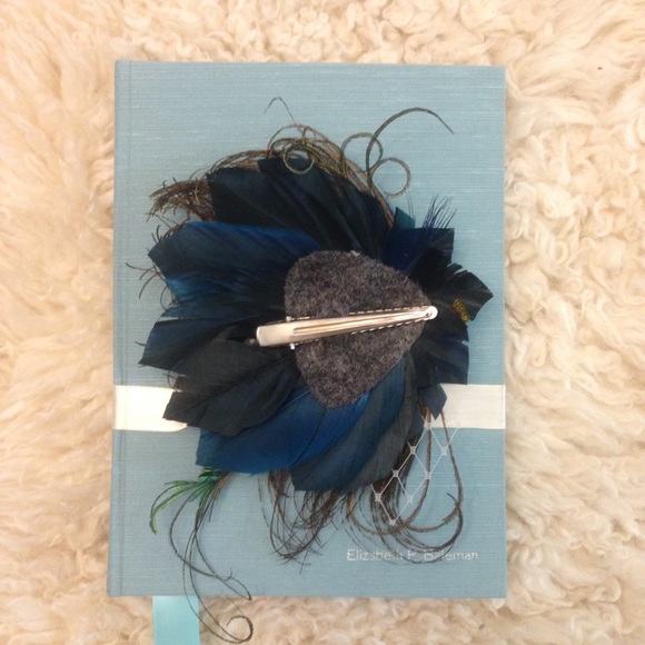 🚫SOLD🚫 Peacock hair clip - Picture 3 of 4