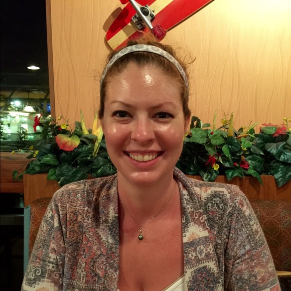 Meet your Posher, Emily