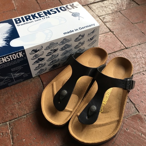 Birkenstock "Gizeh" sandals