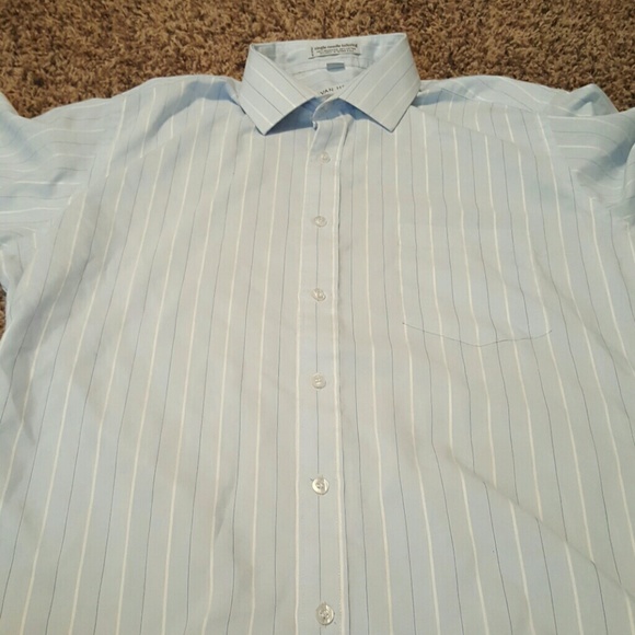Men's buttown down shirt