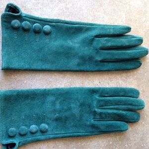 Classy suede gloves