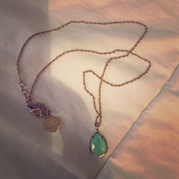 Kendra Scott Kiri Necklace