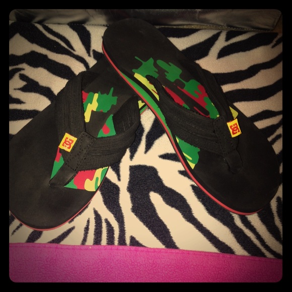 DC sandles