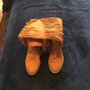 Fringe Boots