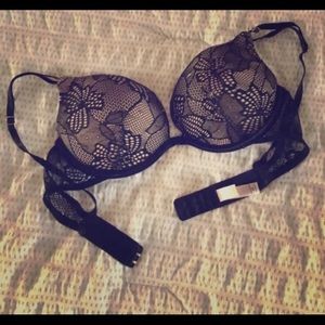 Victoria's Secret Very Sexy push up bra