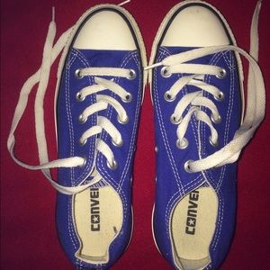 Blue converse