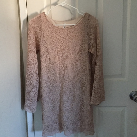 Audrey 3+1 Light Pink Lace Dress