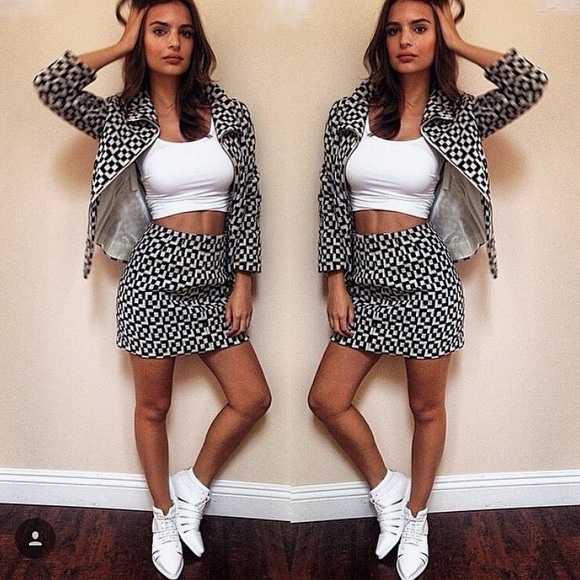 CLEARANCE ~ SOLESTRUCK YES POT POINTED ANKLE BOOTS