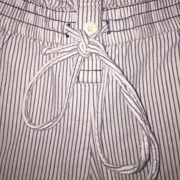 Adorable, striped, strapless romper😻 - Picture 3 of 4