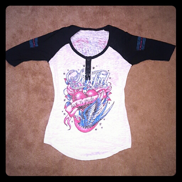 Sinful tee