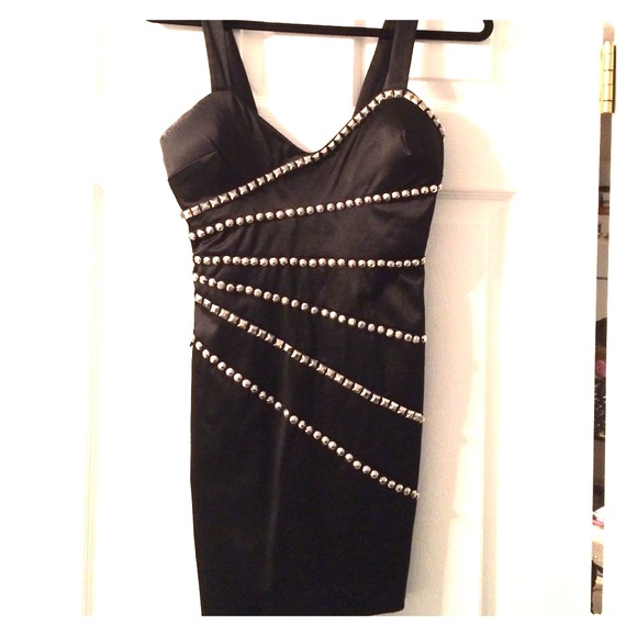Bebe dress