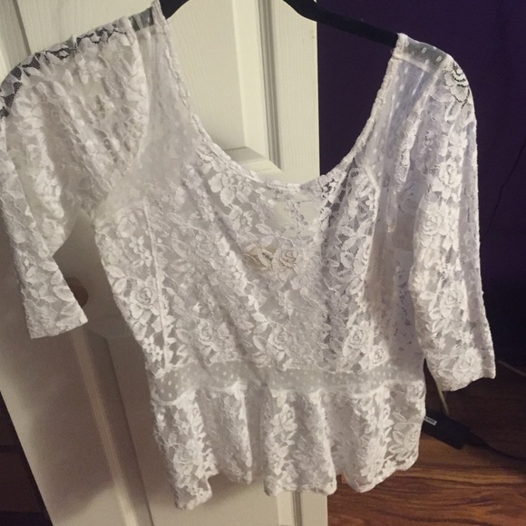 lace Hollister shirt - Picture 1 of 2