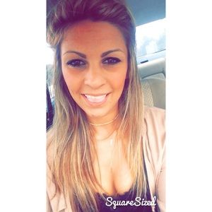 Meet your Posher, Lexie