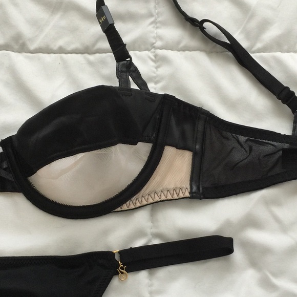 For Love and Lemons Other - 🍃VS BURLESQUE STYLE LINGERIE SET 🍃 34B BRALLETE.