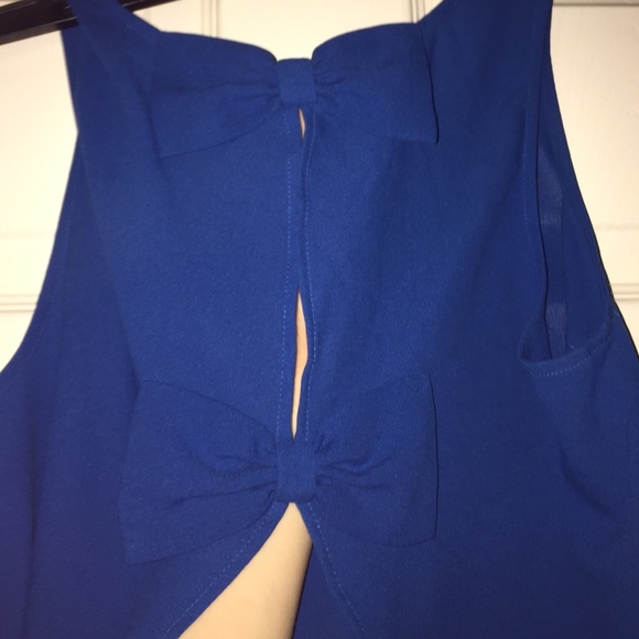Forever 21 Blue Open Back Tank💙 - Picture 2 of 4
