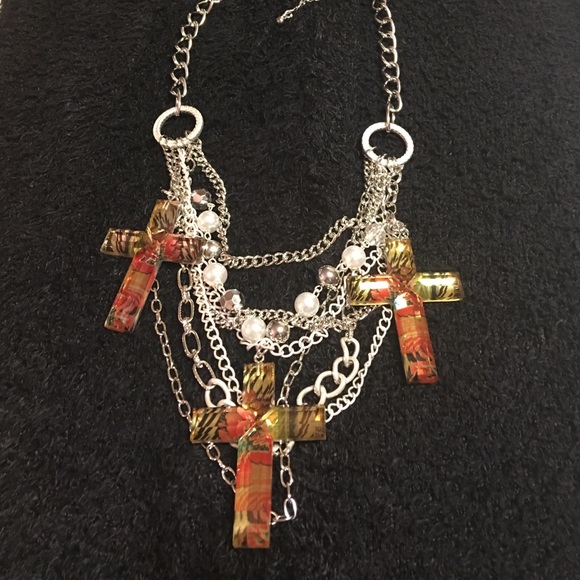 Brand new fashion jewelry necklace!