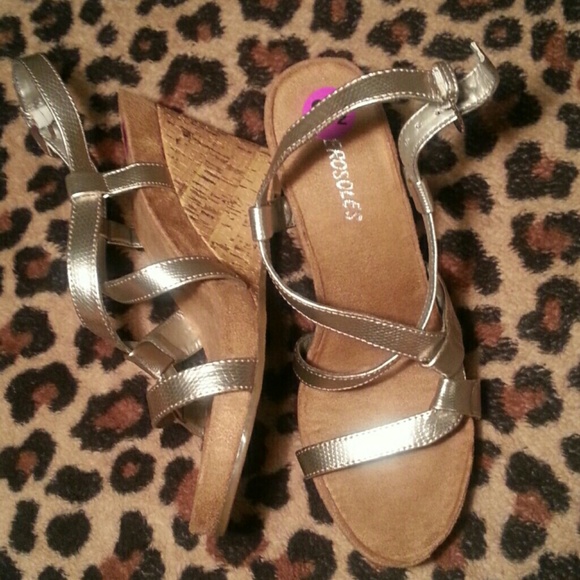 Wedge sandals