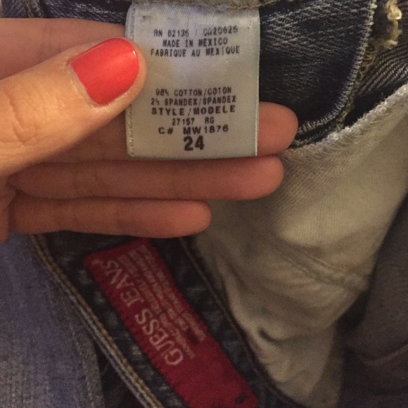 Light was Guess Jeans - Picture 2 of 2